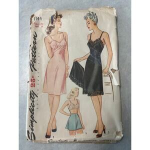 Vintage 40's-50's Simplicity Pattern #1144 Women's Slip and Panties Size 20